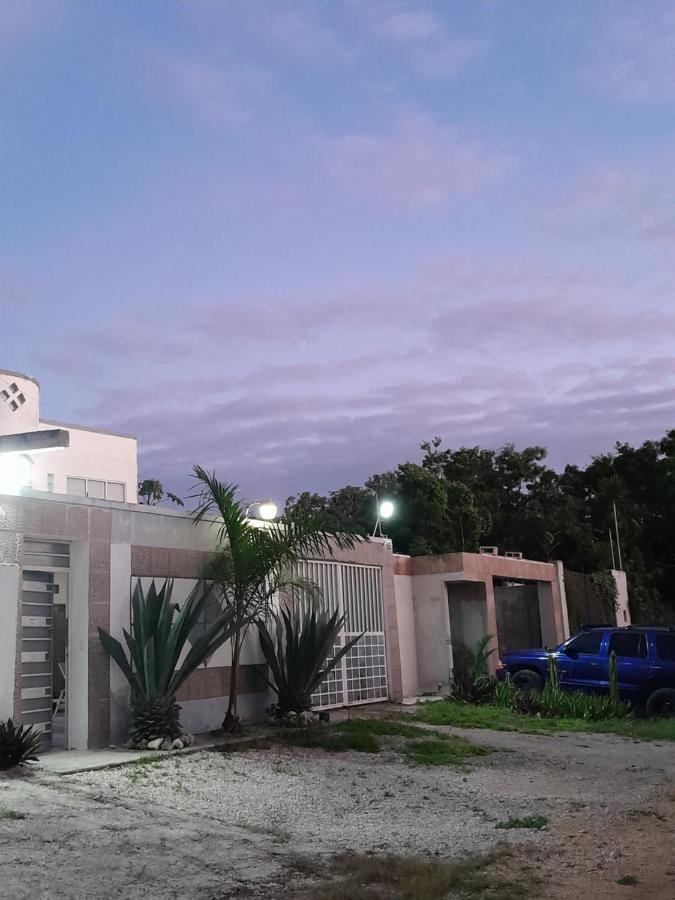 Rooms In Cancun Airport Εξωτερικό φωτογραφία